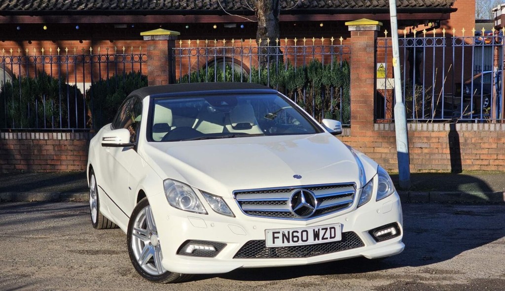 MERCEDES-BENZ E CLASS