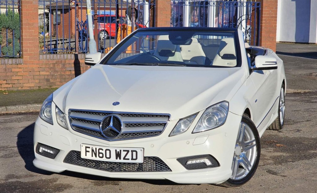 MERCEDES-BENZ E CLASS