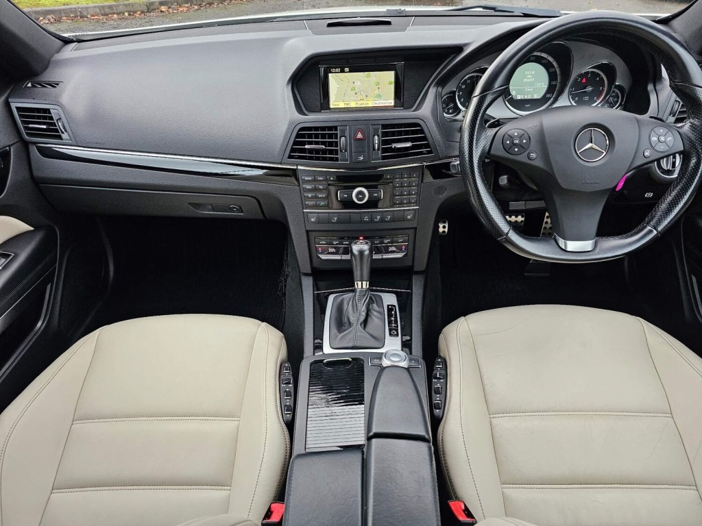 MERCEDES-BENZ E CLASS