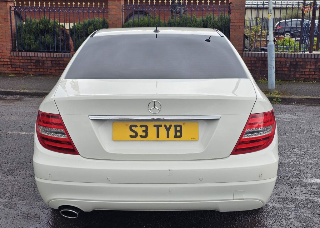 MERCEDES-BENZ C CLASS