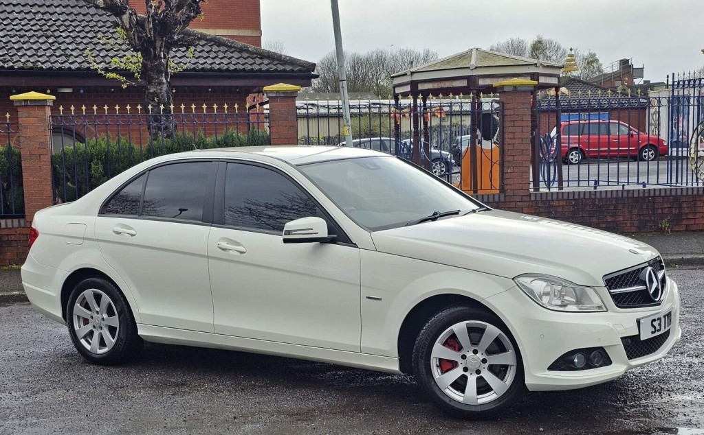 MERCEDES-BENZ C CLASS