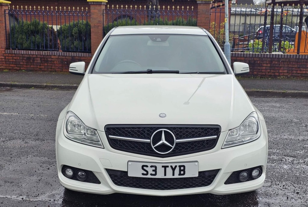 MERCEDES-BENZ C CLASS