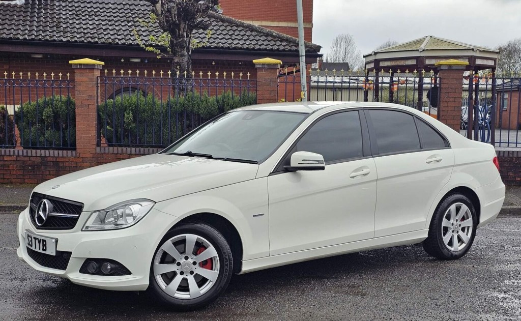 MERCEDES-BENZ C CLASS