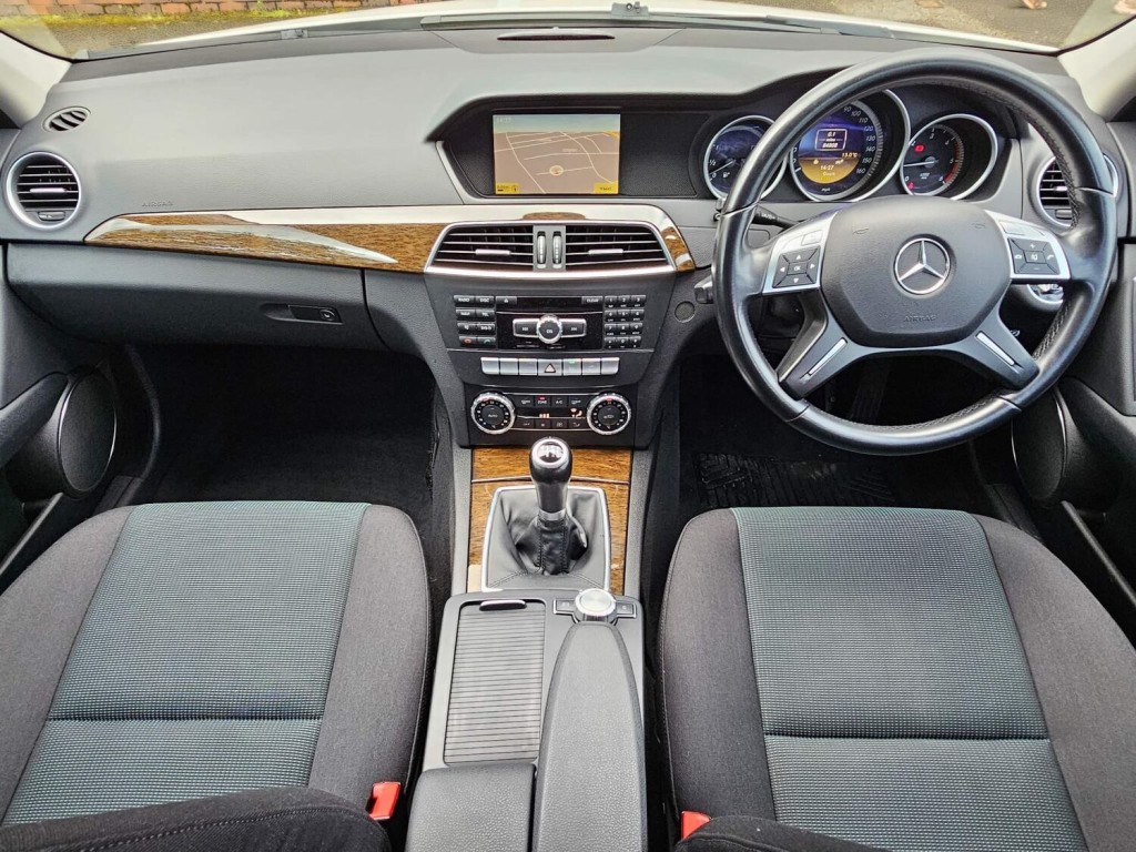 MERCEDES-BENZ C CLASS
