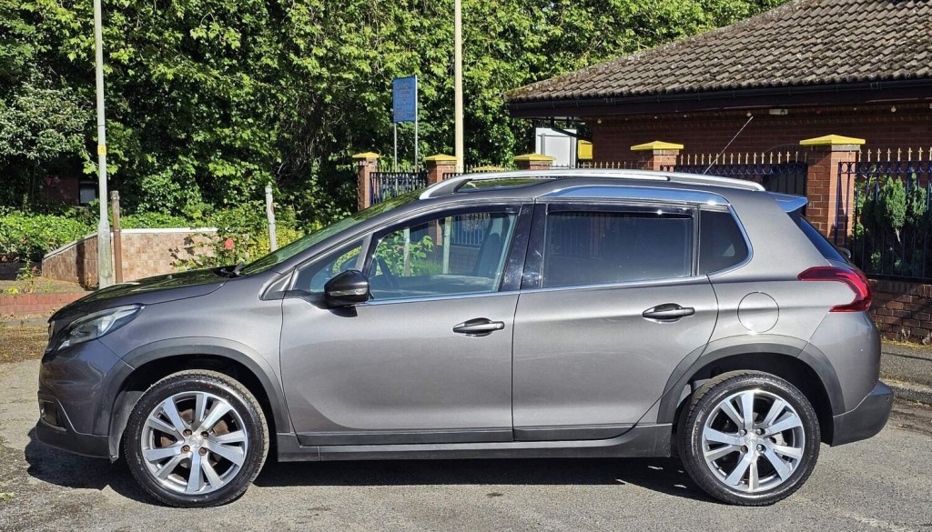 PEUGEOT 2008