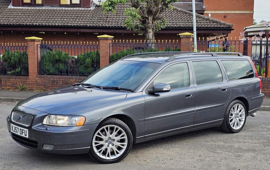 VOLVO V70