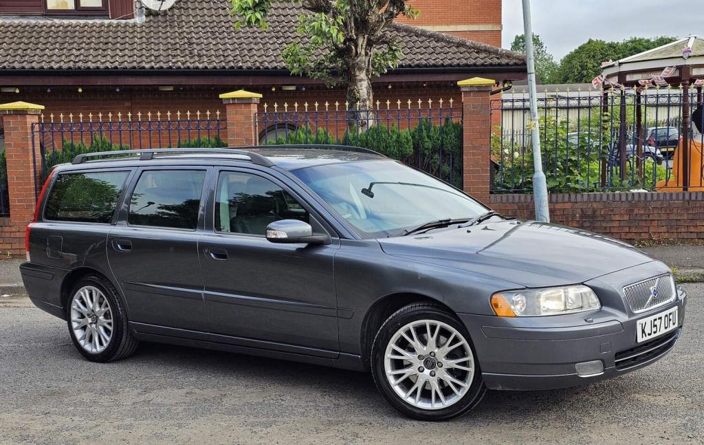 VOLVO V70