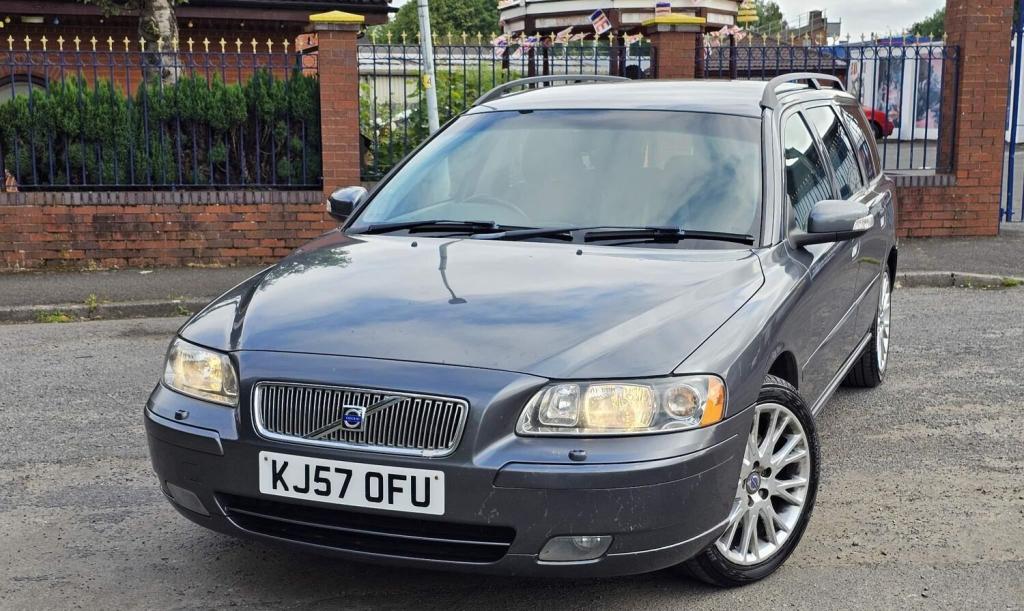 VOLVO V70