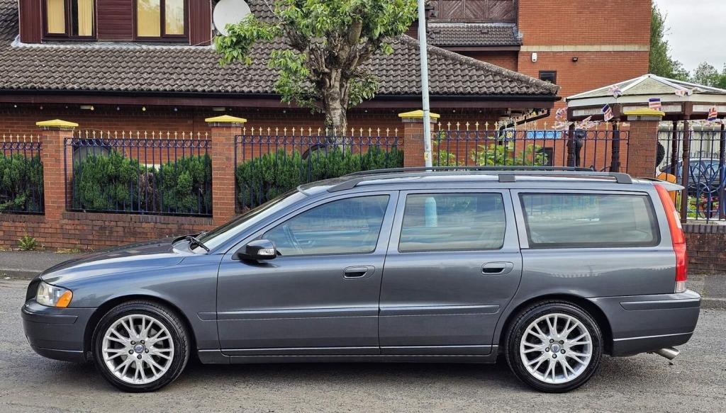 VOLVO V70