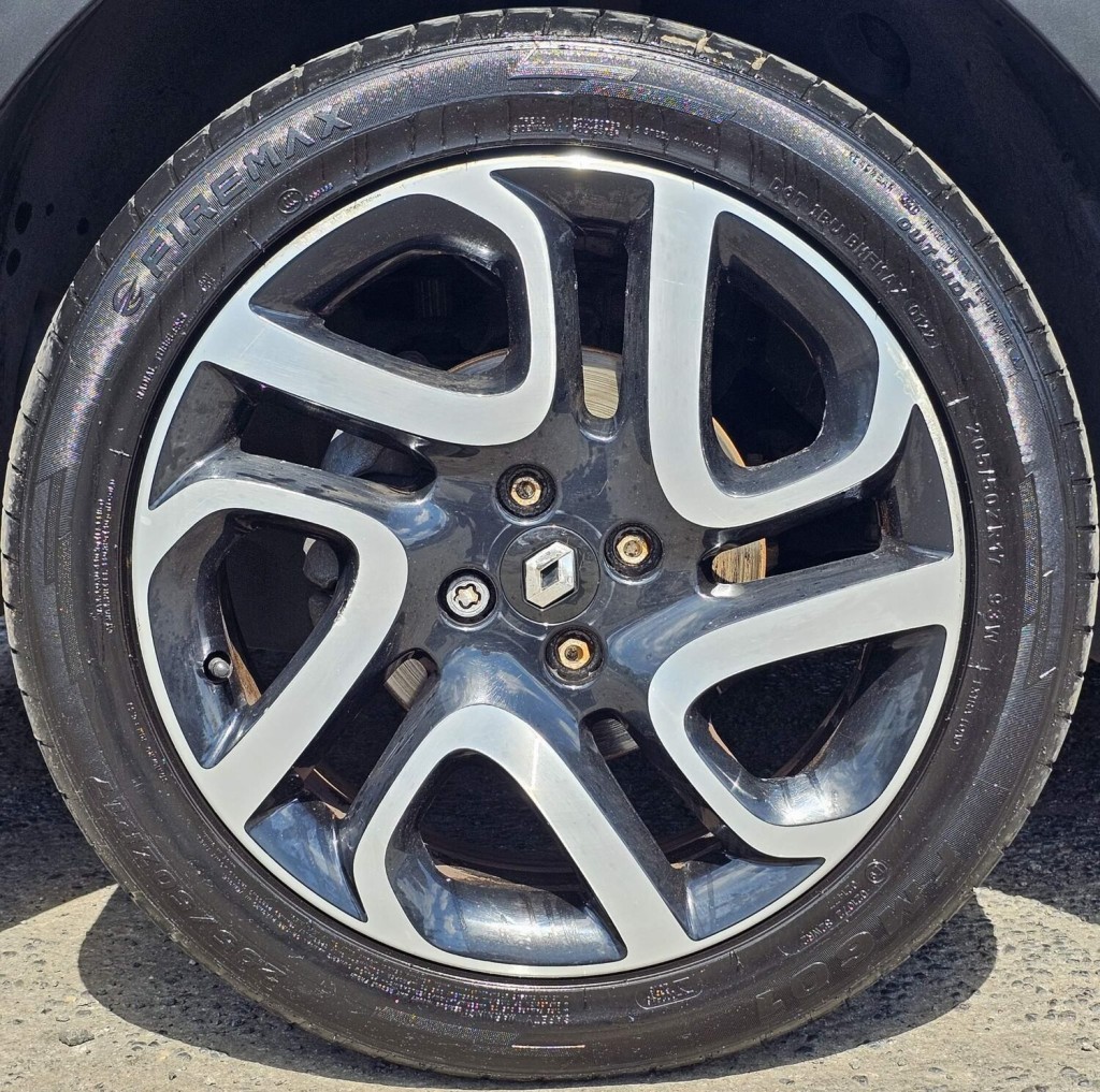 RENAULT CAPTUR