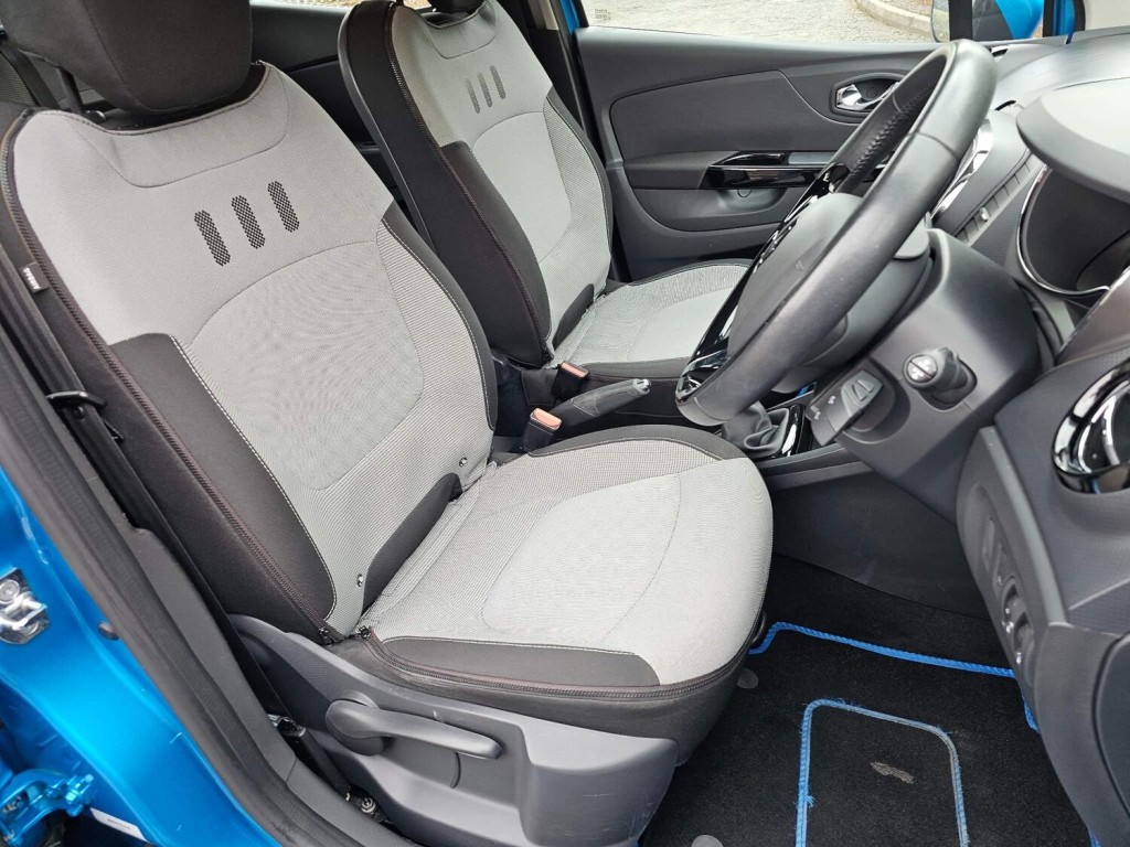 RENAULT CAPTUR