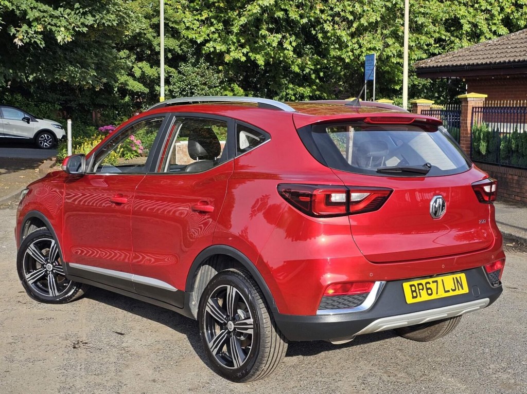 MG ZS