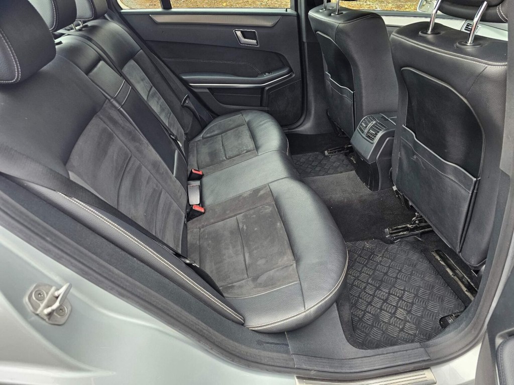 MERCEDES-BENZ E CLASS