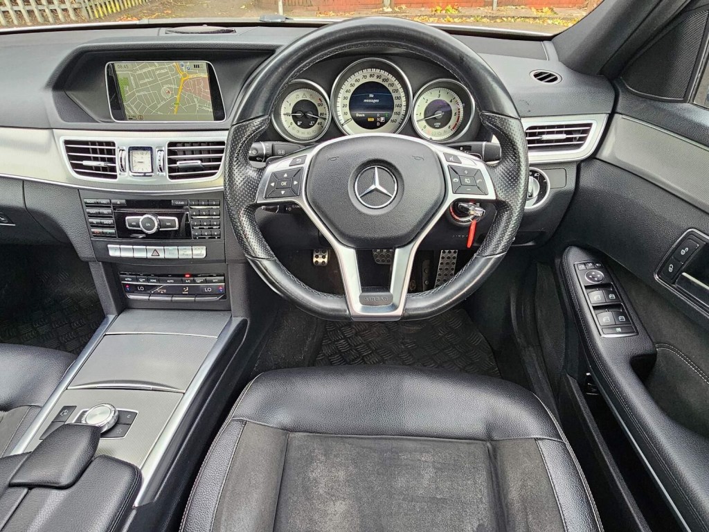 MERCEDES-BENZ E CLASS