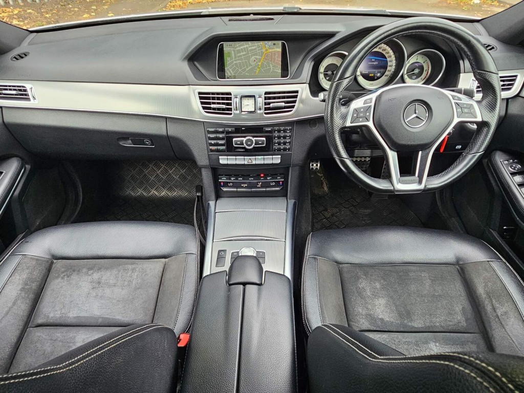 MERCEDES-BENZ E CLASS