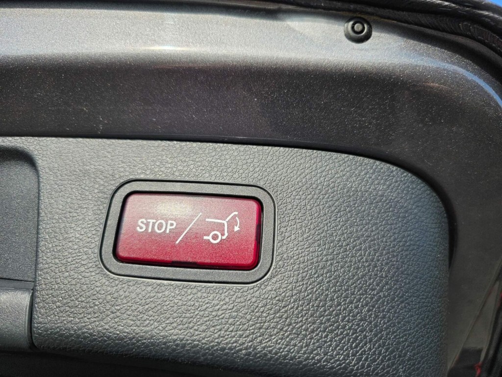 MERCEDES-BENZ GLA CLASS