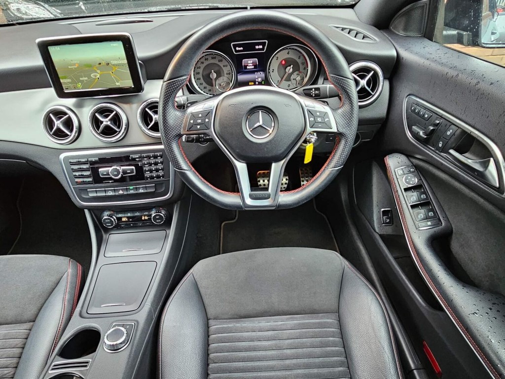 MERCEDES-BENZ GLA CLASS