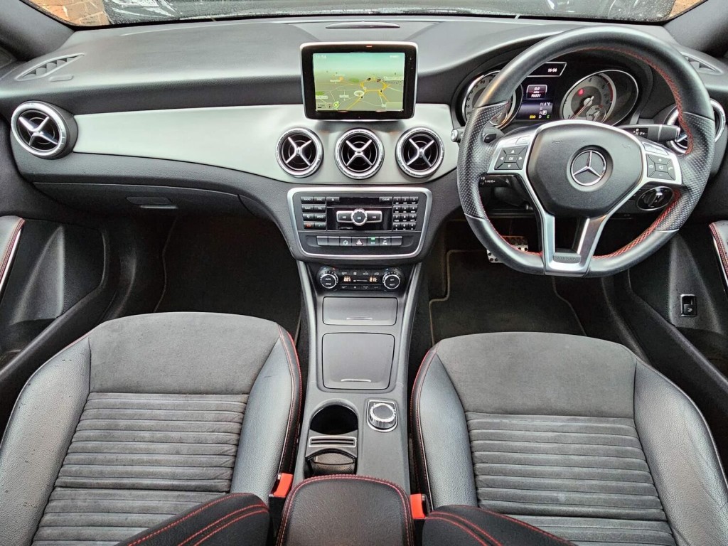 MERCEDES-BENZ GLA CLASS