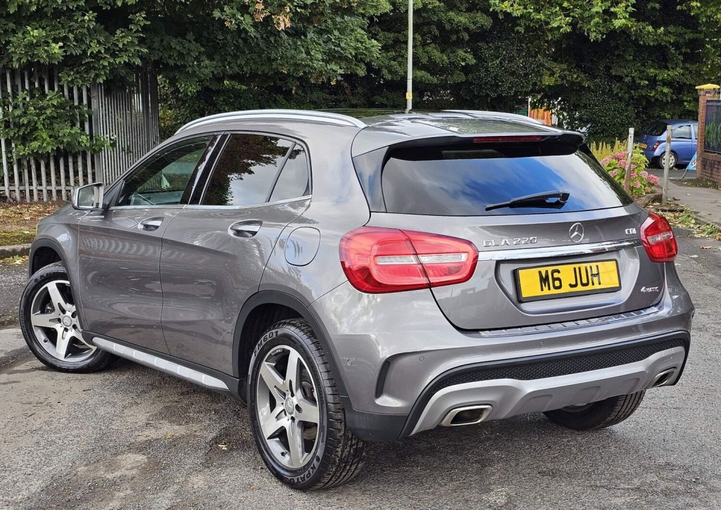 MERCEDES-BENZ GLA CLASS