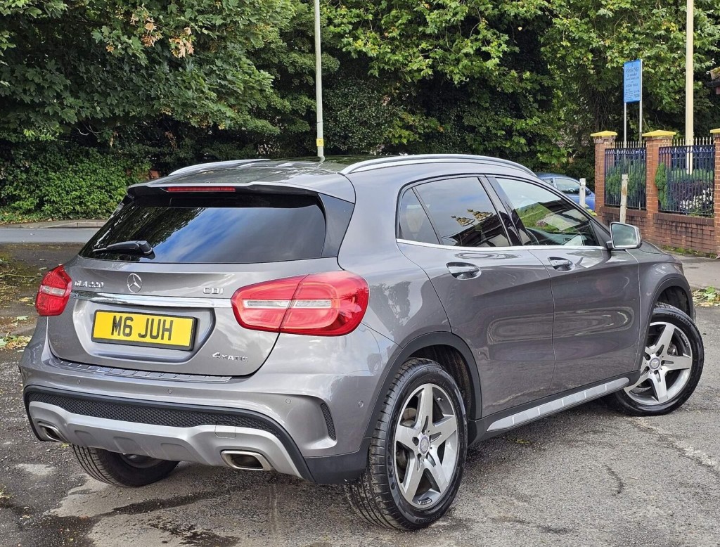 MERCEDES-BENZ GLA CLASS