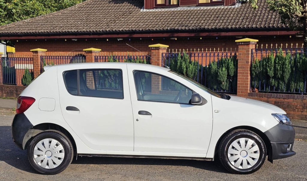 DACIA SANDERO