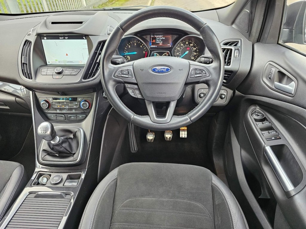 FORD KUGA