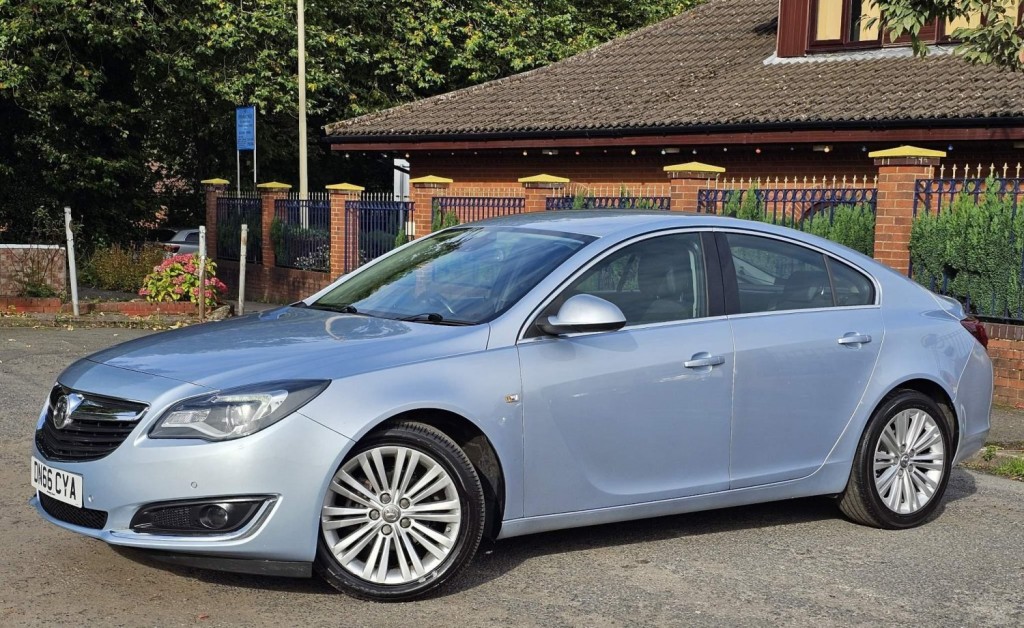 VAUXHALL INSIGNIA