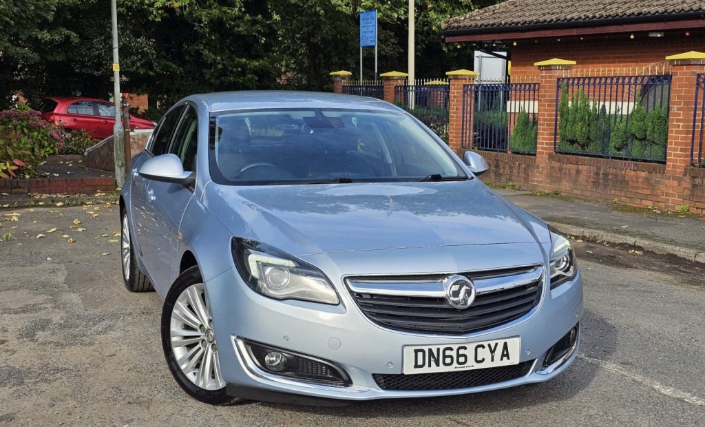 VAUXHALL INSIGNIA