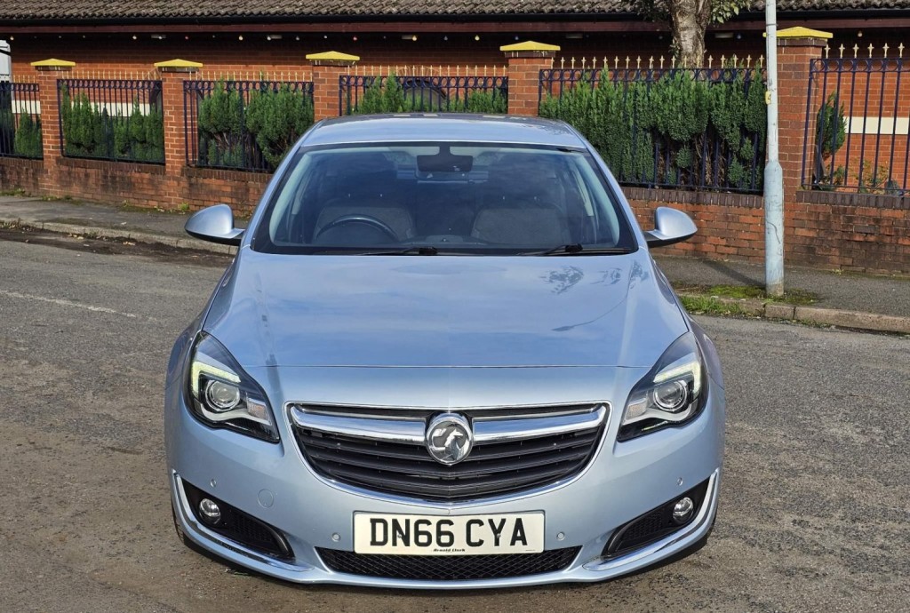 VAUXHALL INSIGNIA