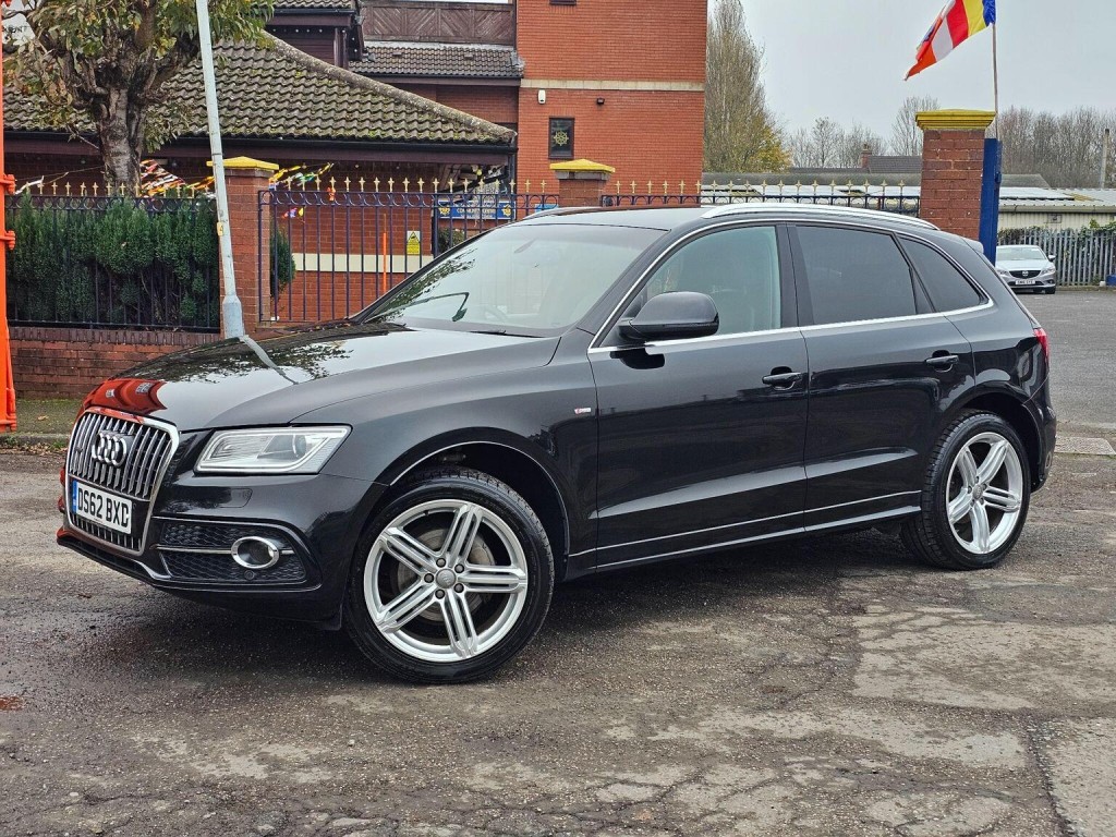 AUDI Q5