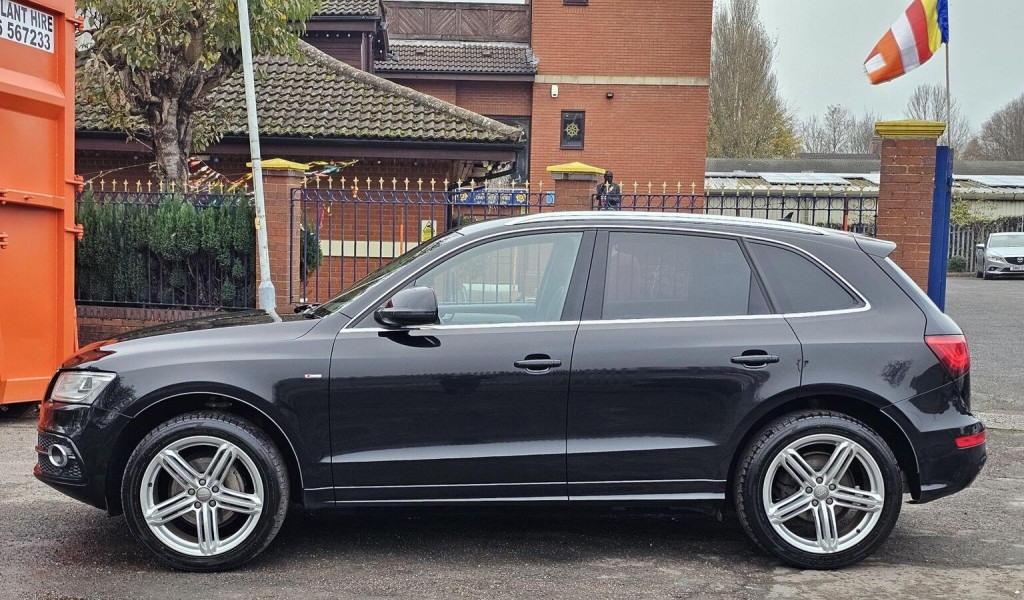 AUDI Q5