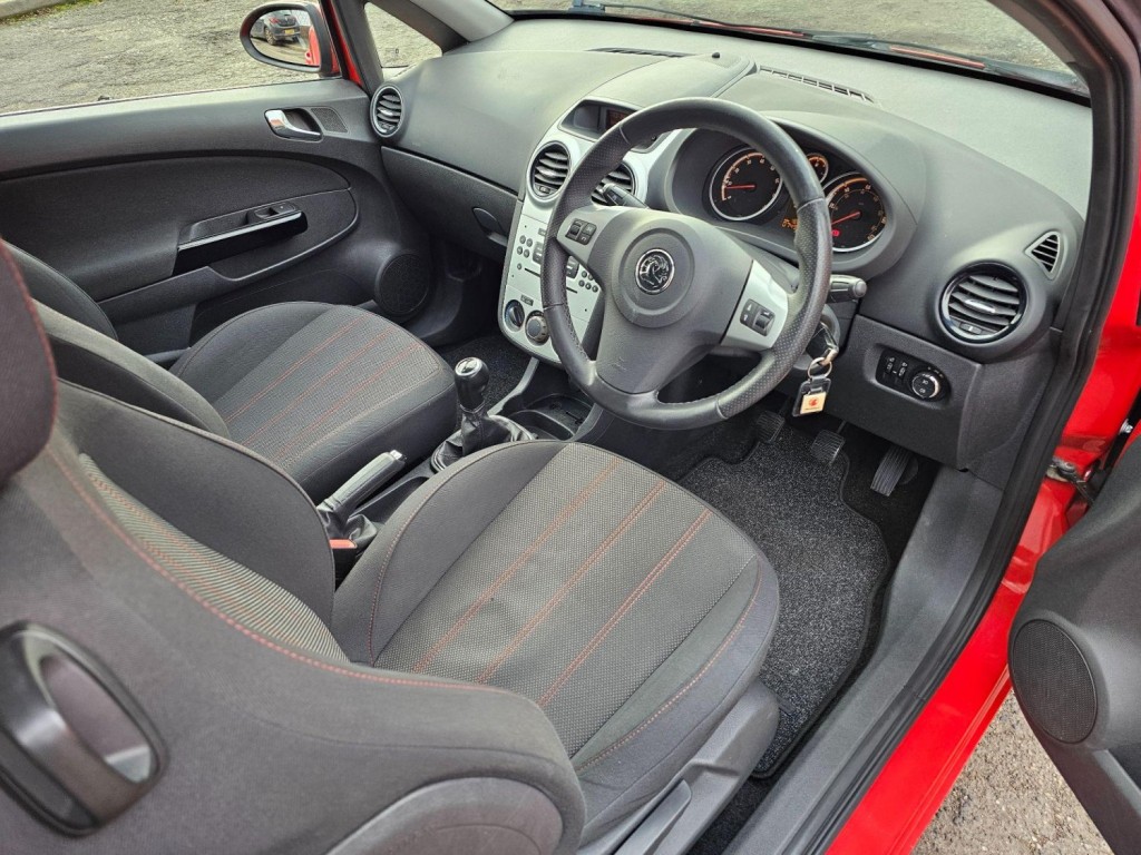 VAUXHALL CORSA