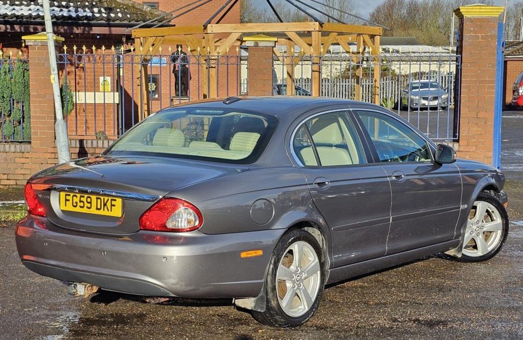 JAGUAR X-TYPE