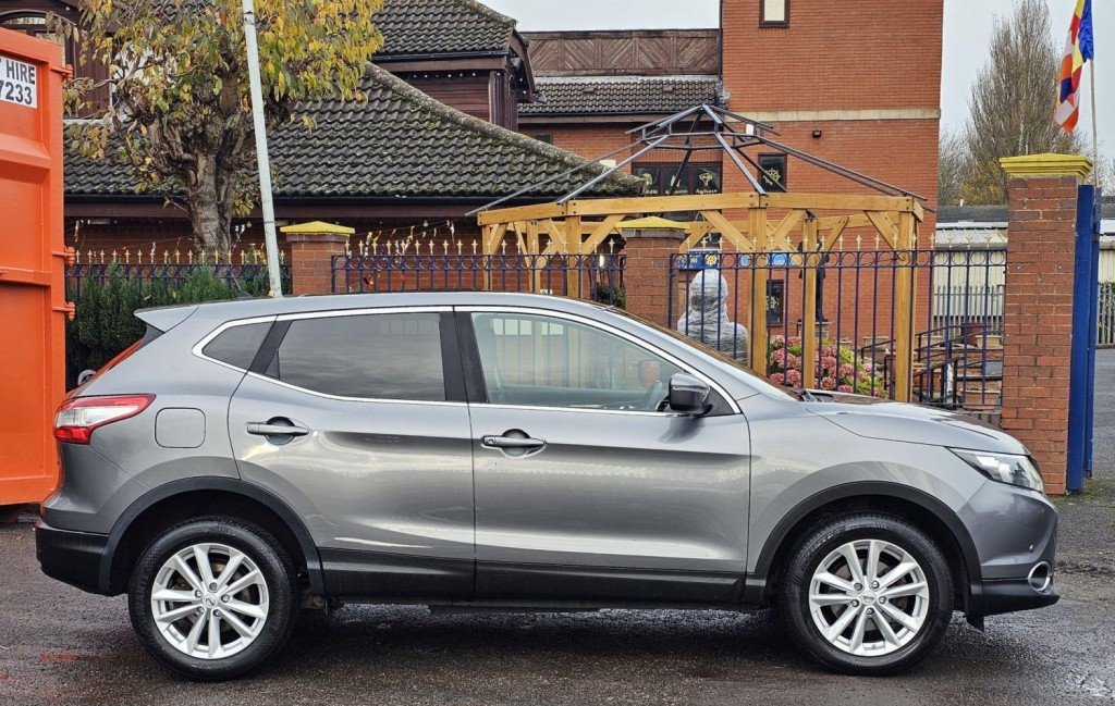 NISSAN QASHQAI