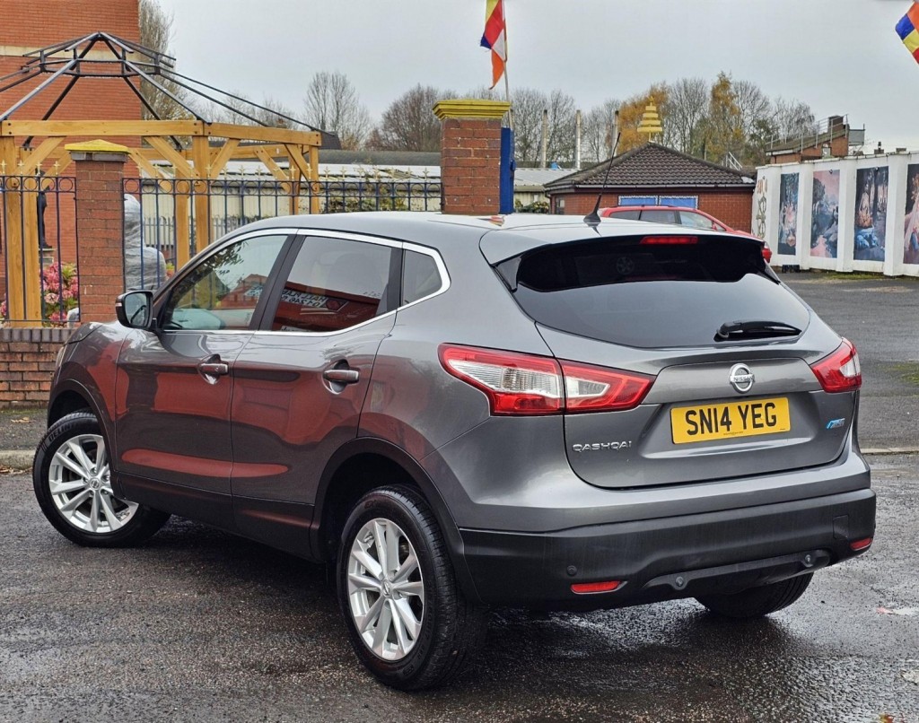 NISSAN QASHQAI