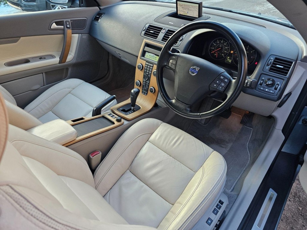 VOLVO C70
