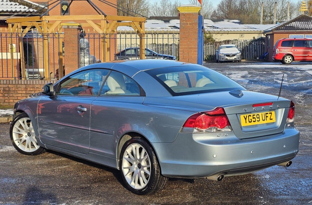 VOLVO C70