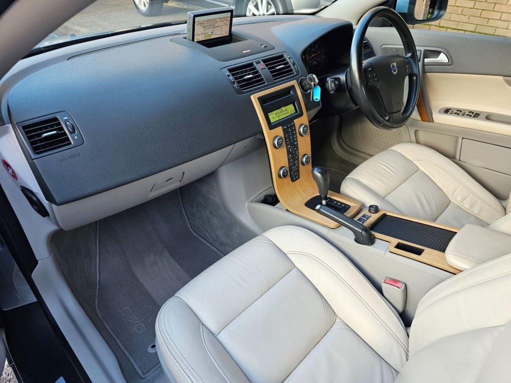 VOLVO C70