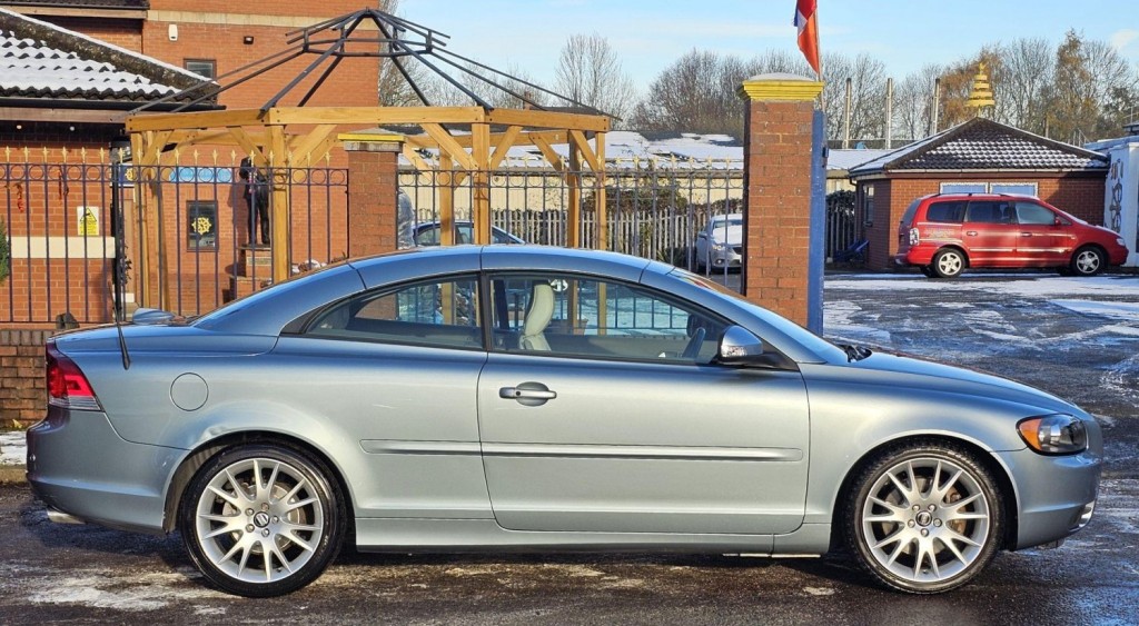 VOLVO C70