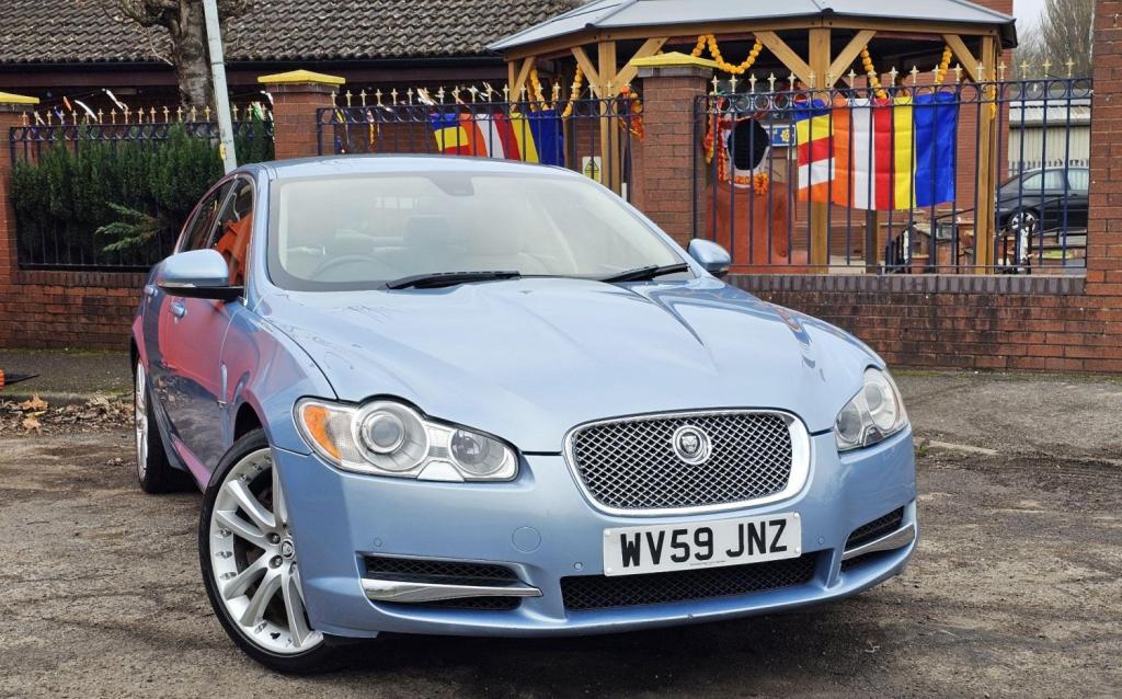 JAGUAR XF