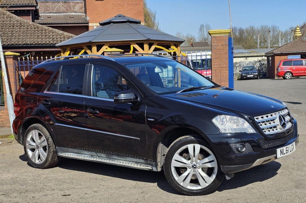 MERCEDES-BENZ M CLASS