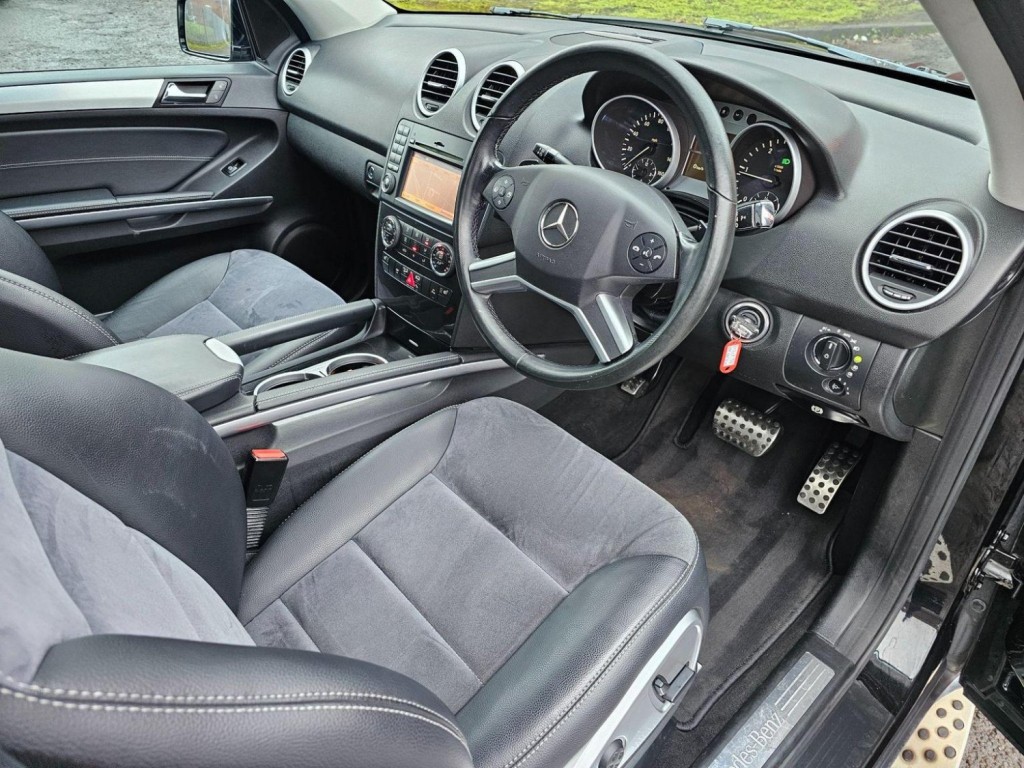 MERCEDES-BENZ M CLASS