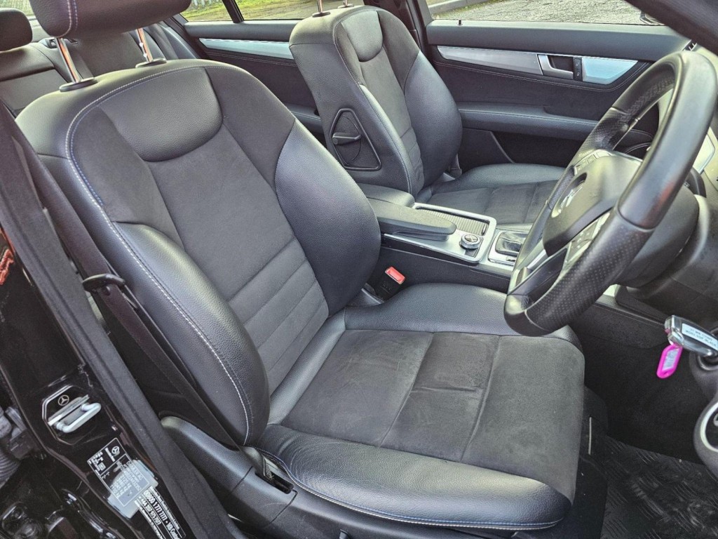 MERCEDES-BENZ C CLASS