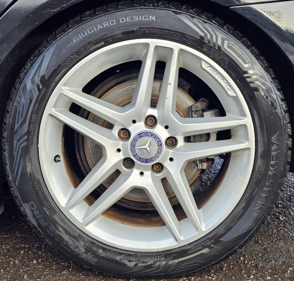 MERCEDES-BENZ C CLASS