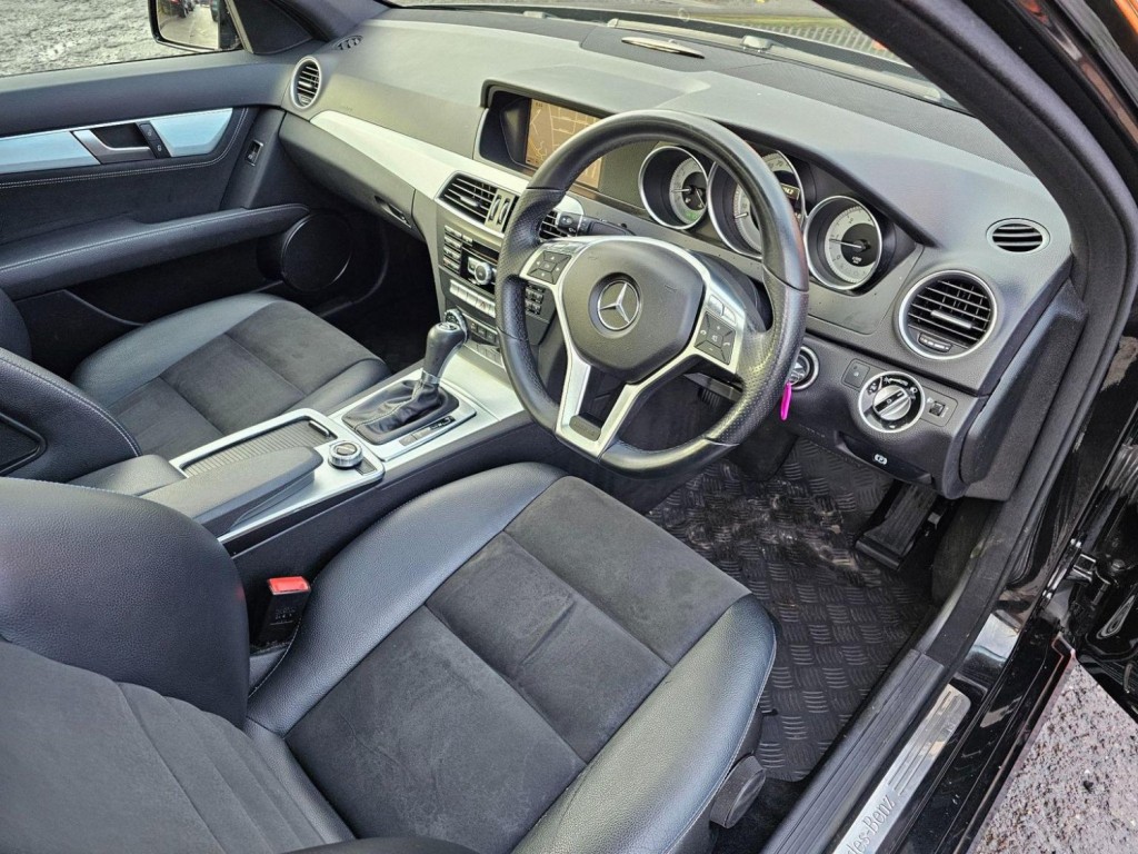 MERCEDES-BENZ C CLASS