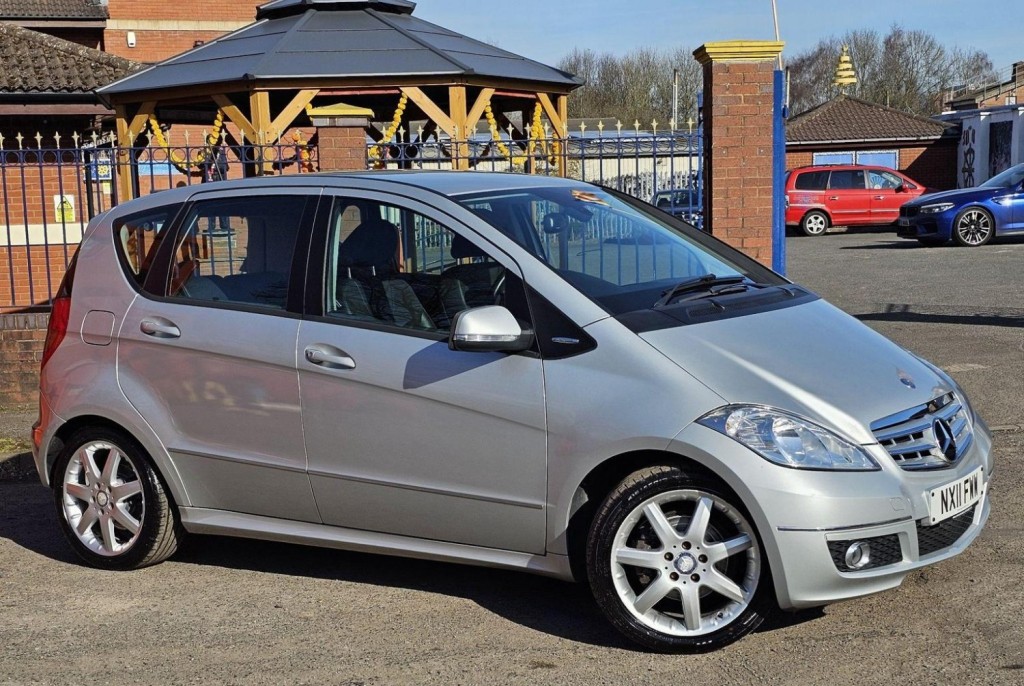 MERCEDES-BENZ A CLASS