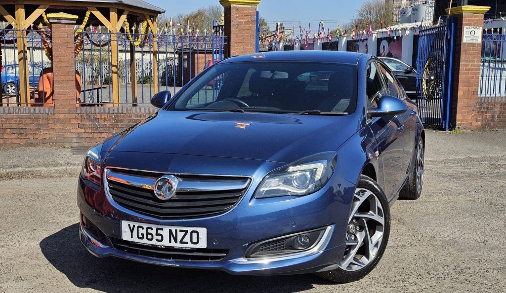 VAUXHALL INSIGNIA