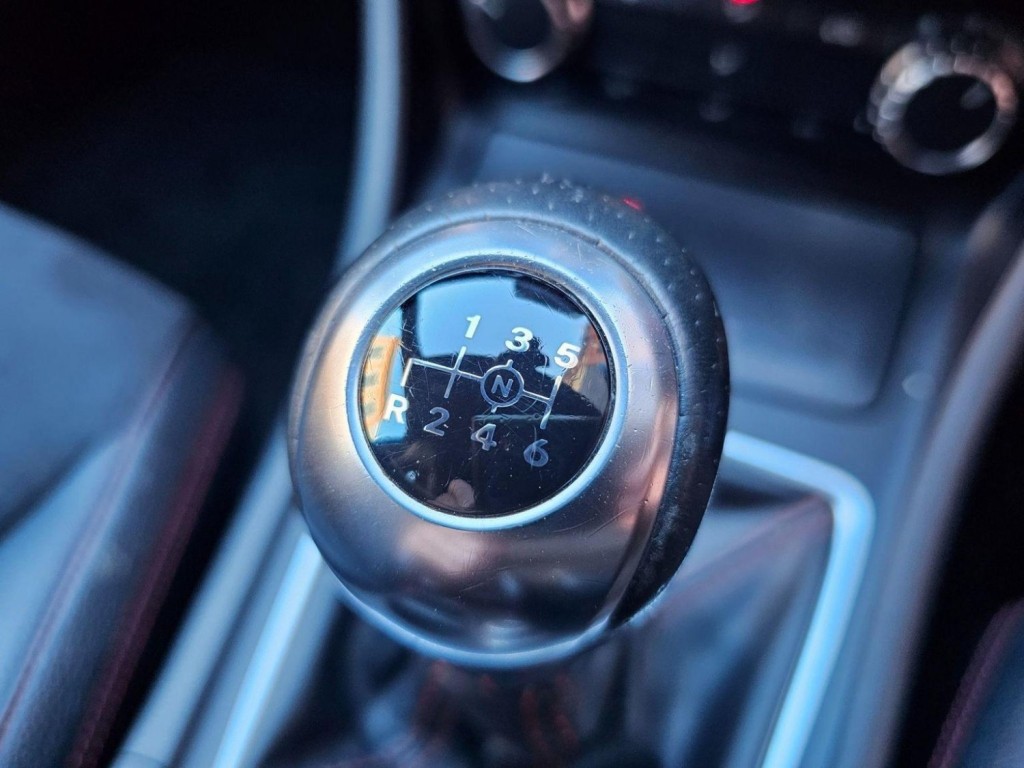 MERCEDES-BENZ GLA CLASS