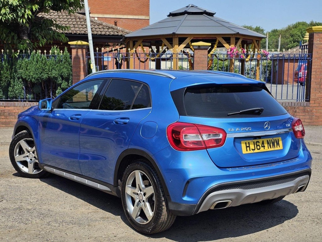 MERCEDES-BENZ GLA CLASS