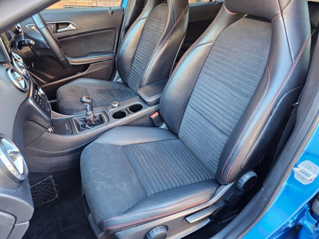 MERCEDES-BENZ GLA CLASS